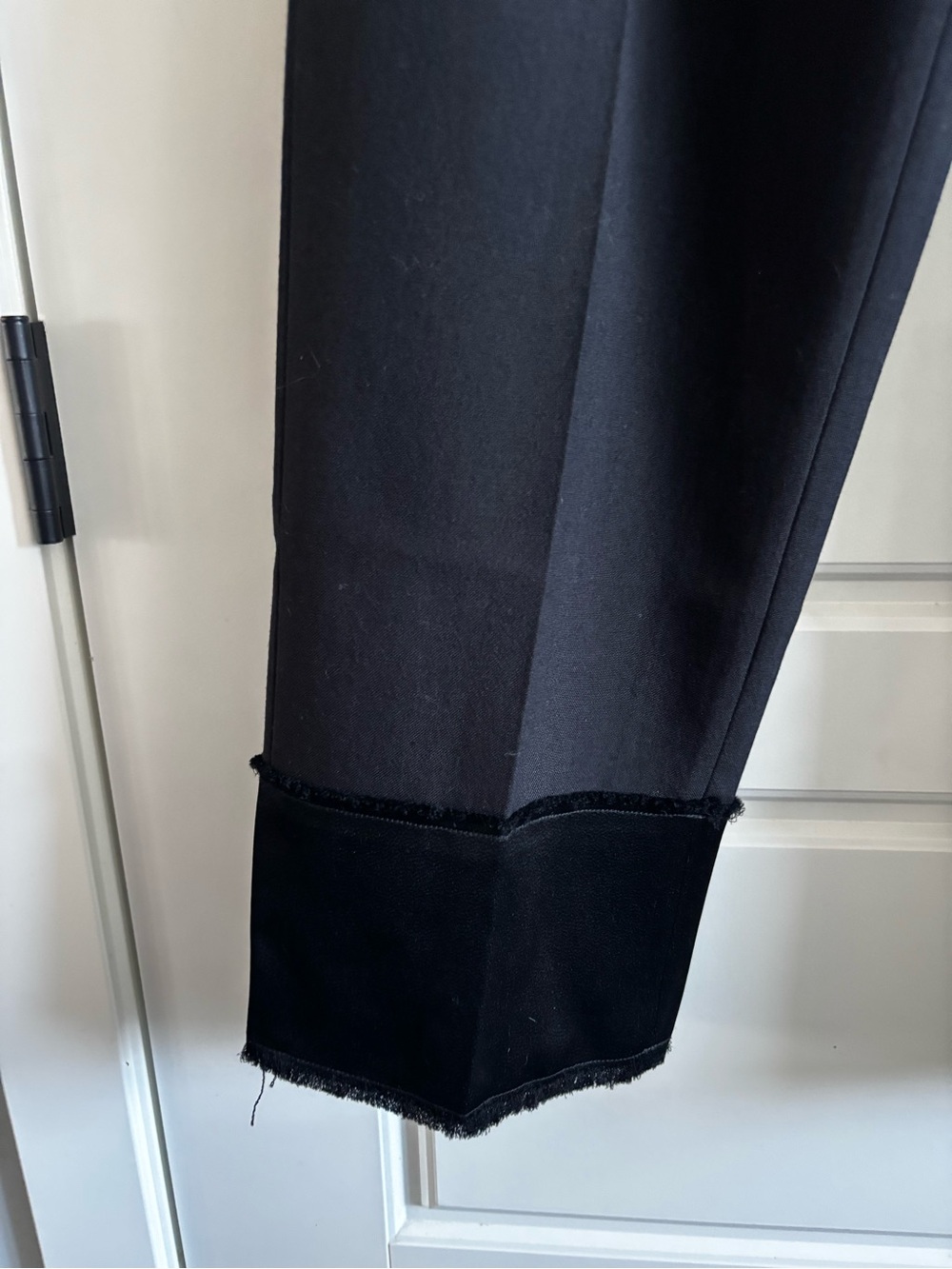 Theory Wool Tuxedo Trouser with Satin Fray Cuff Straight Wide Leg Size 4 - Picture 5 of 7